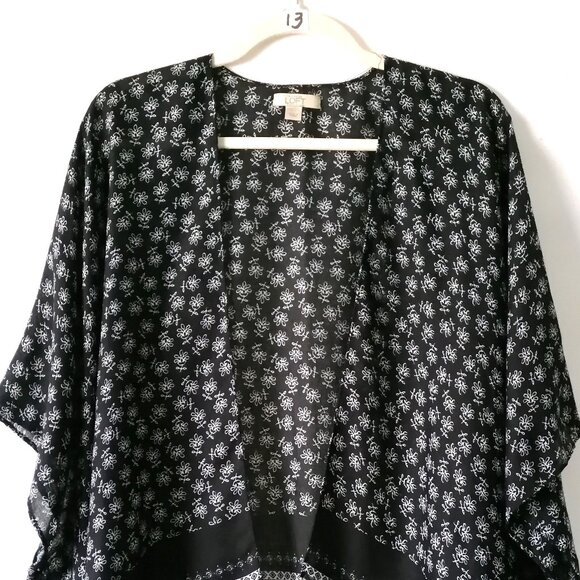 Ann Taylor LOFT Womens Black Shawl Wrap Coverup Bohemian Chic One Size - Picture 2 of 5